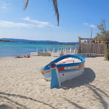 Accogliente Alloggio Pochi Passi Dalla Spiaggia. Apartment Le Lavandou
