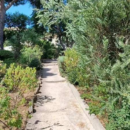 Accogliente Alloggio Pochi Passi Dalla Spiaggia. * Le Lavandou