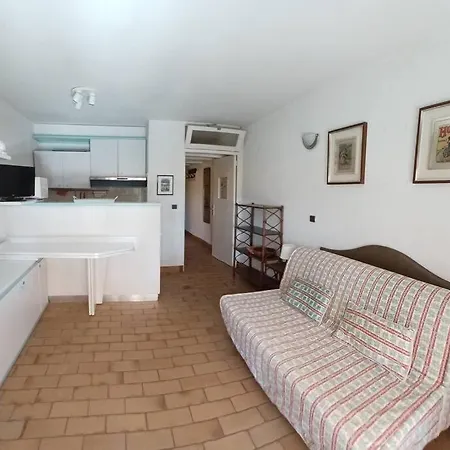 Apartment Accogliente Alloggio Pochi Passi Dalla Spiaggia.